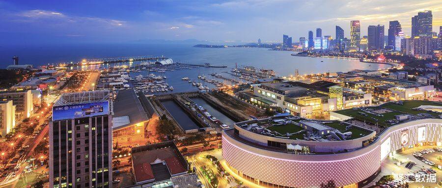 摄图网_500409245_wx_繁华海滨城市夜景（企业商用）