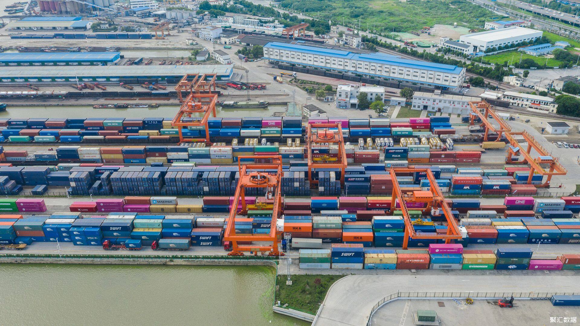 摄图网_501629724_banner_航拍物流货运码头（企业商用）